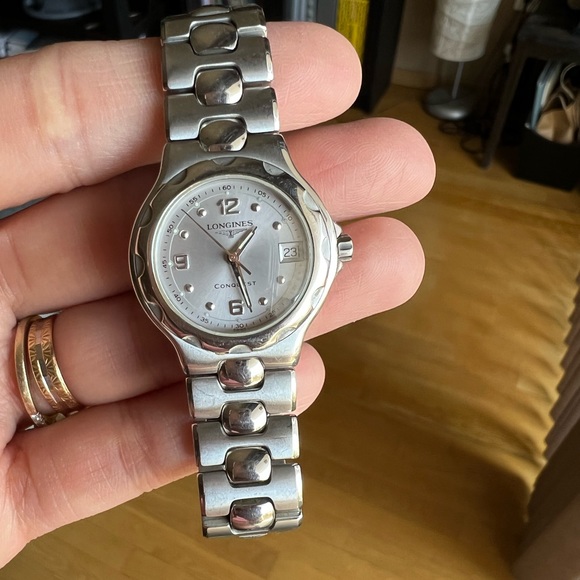 Longines Conquest women’s watch - Picture 1 of 8